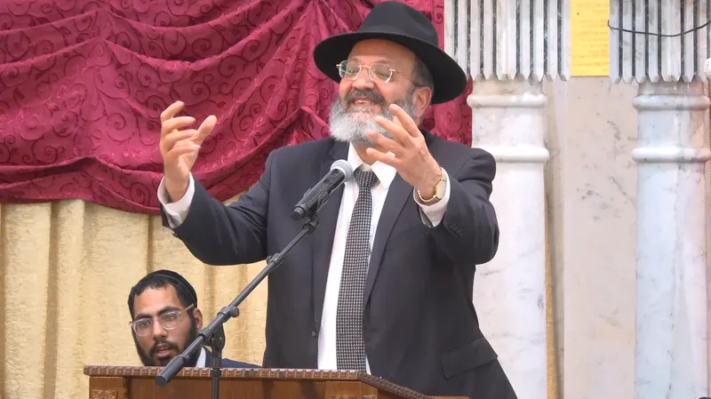 אומה זו רק בזכות התורה