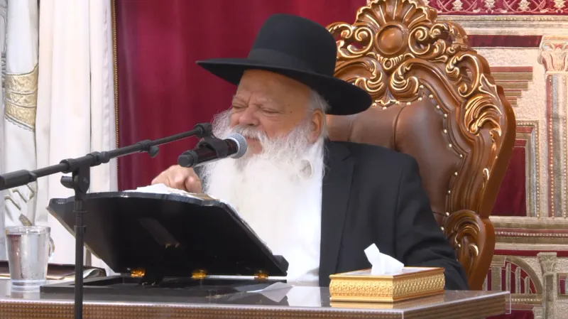 בורא עולם מול העיניים