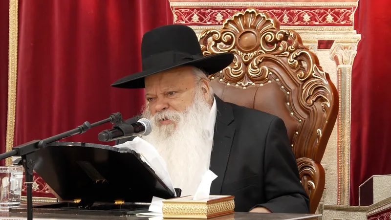 מי שמחלל שבת אינו יהודי