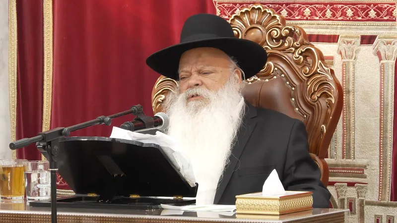 מי שטרח בערב שבת יאכל בשבת