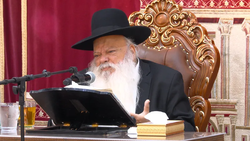 אתה גדול מהחיים